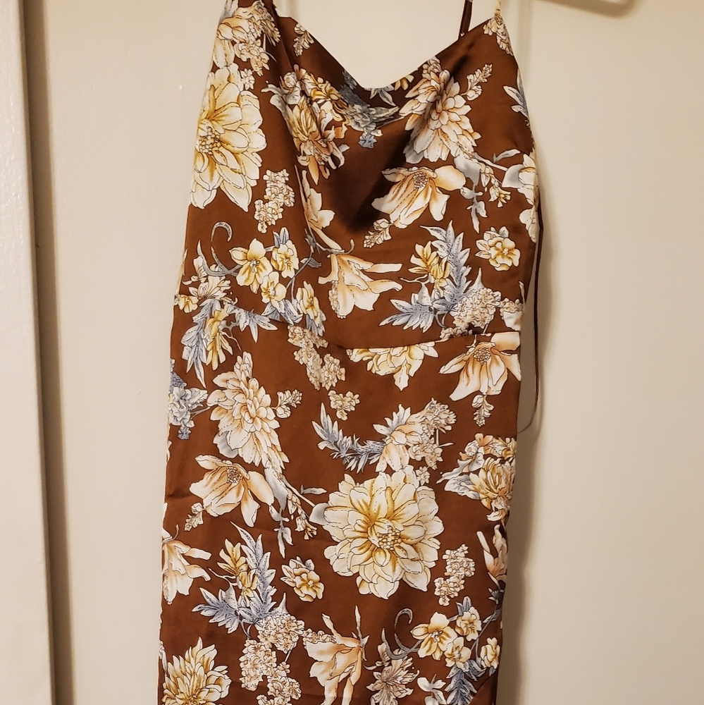 Cotton Candy LA floral dress with tags attached  size M